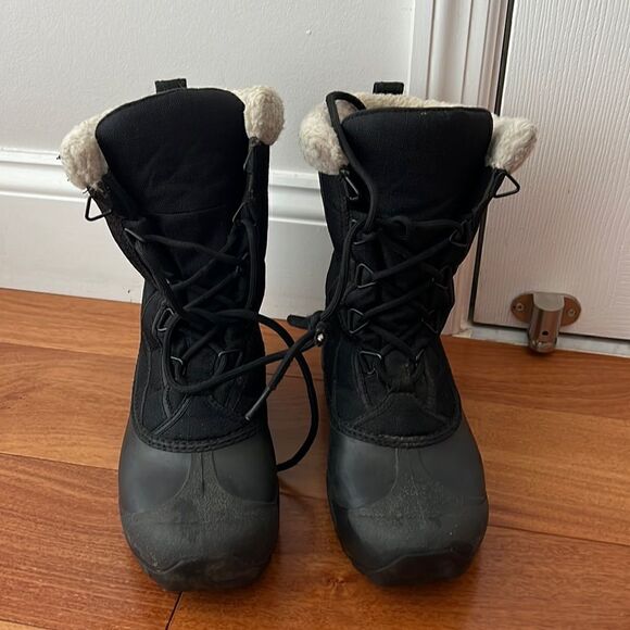 Sorel Black lace insulated waterproof winter boots size 6 - Picture 1 of 9